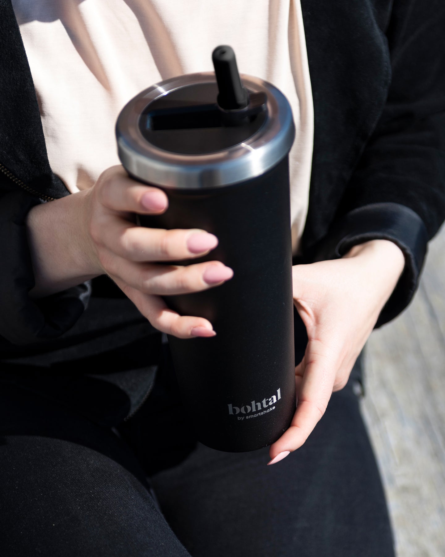 Bohtal Double Insulated Travel Mug with Straw, Black - 600ml.